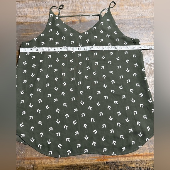 LOFT Forest Green Camisole with Design - Picture 5 of 7